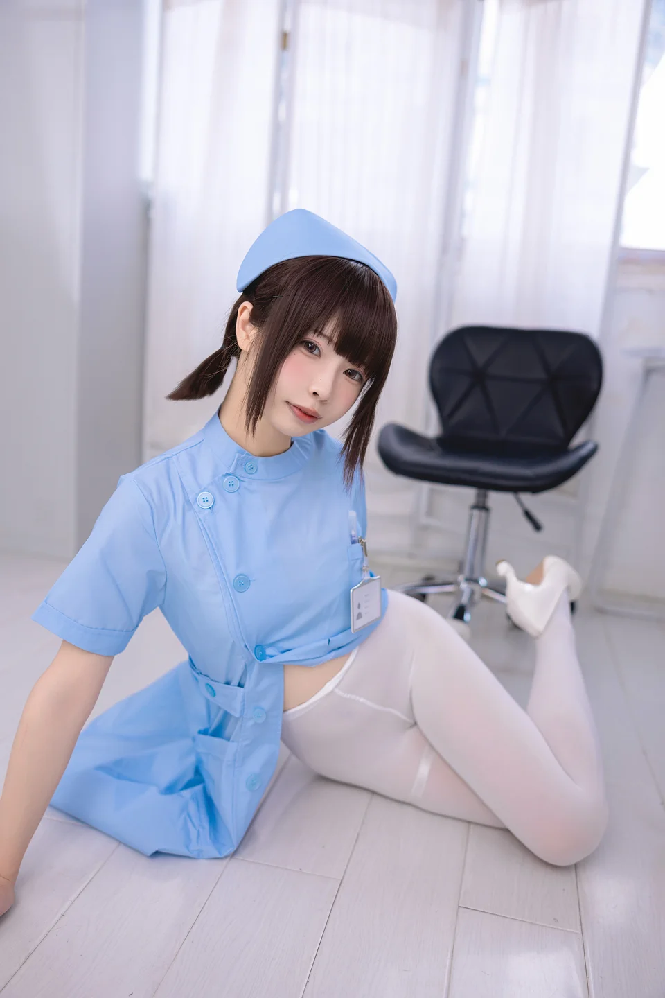 十万珍吱伏特 - 护理实习生 [155P,1V-1.38GB] tg@simisebaisi 【丝足阁】033.webp